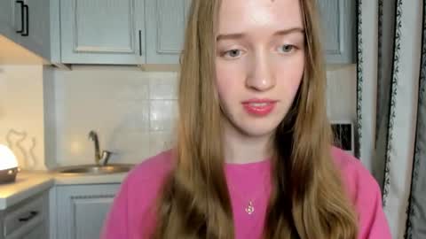  LESLIE   online show from July 1, 9:01 pm