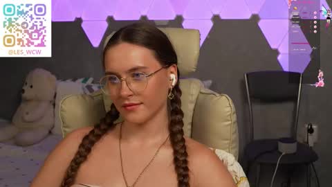 LeslieKorfs online show from January 16, 1:03 am