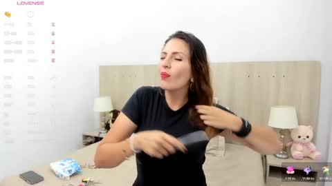 Snapshot of lesly_santodomingo chatting on September 20, 11:46 am Lesly Santodomingo online show from September 20, 11:46 am