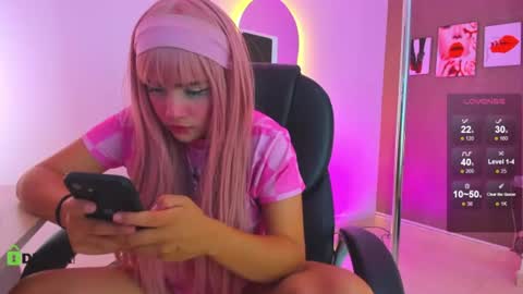 Lesly  online show from June 24, 5:14 am