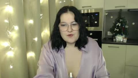 Alison online show from December 27, 4:04 am