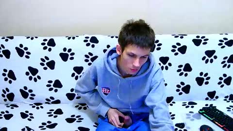 lester_broo online show from February 21, 8:23 pm