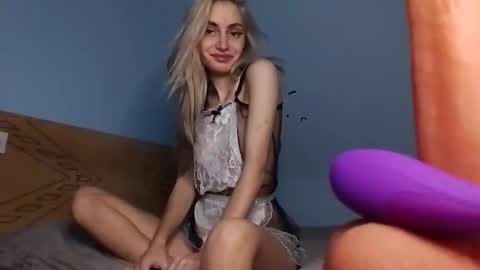 lesyawhite online show from October 30, 6:08 pm