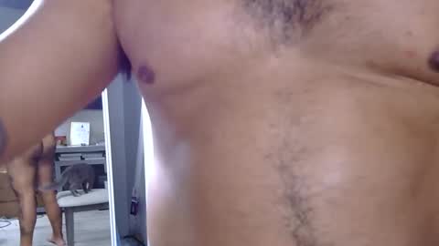 fitnessdude93kg online show from April 9, 5:22 am