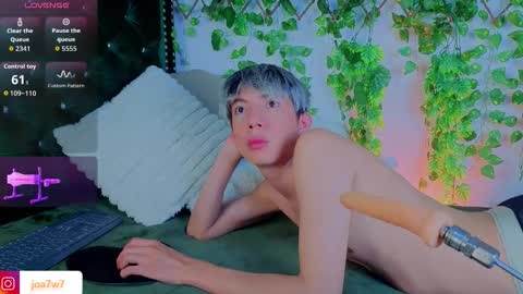 Levi  online show from October 7, 6:59 pm