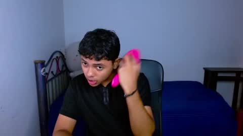      0600AM-1200PM - online show from January 7, 2:49 am