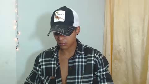 i  am lewis ly EDUARDO MEMDOZA15 online show from March 27, 2:51 pm