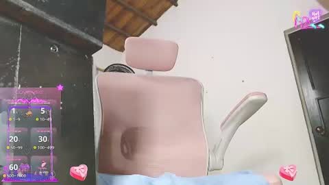 lexi19_ online show from June 26, 1:11 am
