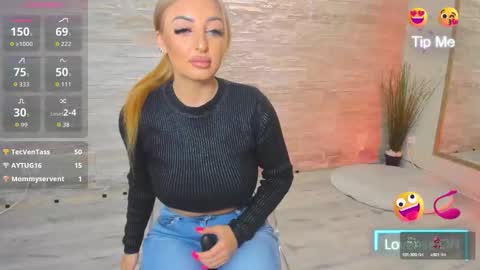 Lexi online show from October 5, 6:22 am
