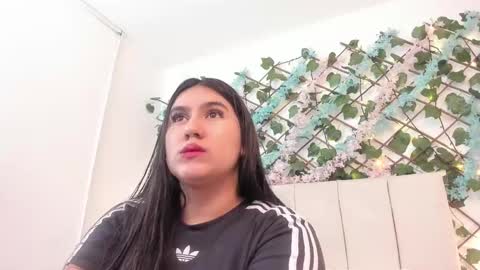 Snapshot of lexi_bloom chatting on October 2, 10:25 am Gabrielle online show from October 2, 10:25 am