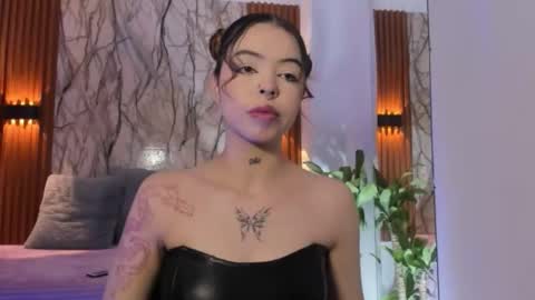 lexi splitt online show from November 22, 3:16 am