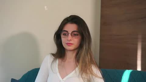 Lexia online show from May 8, 4:12 pm
