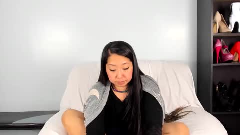 Lexie Mack online show from December 13, 4:54 am