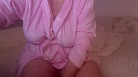 Hannah online show from February 15, 1:41 am