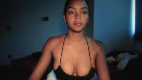 LEXY - Independent account online show from April 18, 12:51 pm