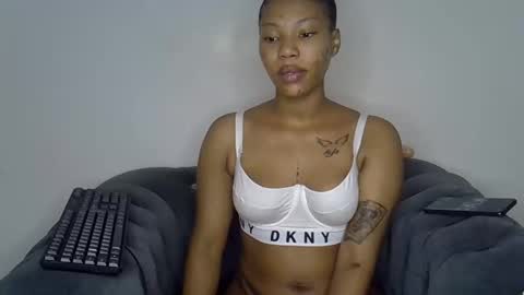 Lexy online show from June 9, 9:31 am