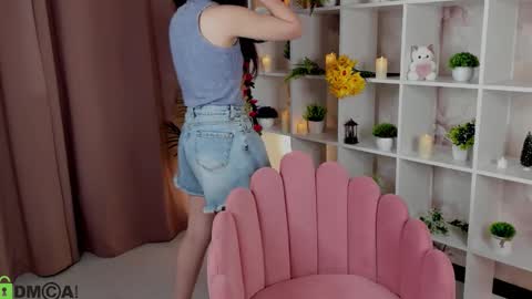 leylamirage online show from February 9, 12:31 pm