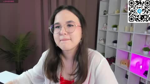 leylamirage online show from June 5, 12:21 pm