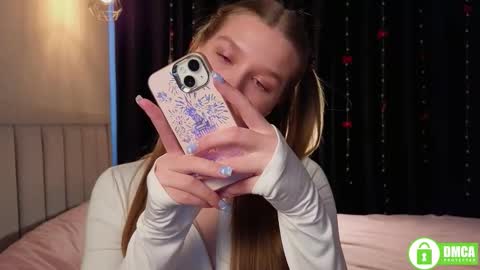 Lia  online show from February 22, 1:14 pm