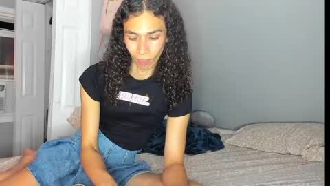 Snapshot of lia_hdz chatting on September 15, 2:13 am Kabroncita online show from September 15, 2:13 am