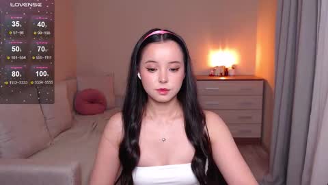 L I A online show from October 26, 4:39 pm