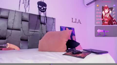 Snapshot of lia_johnsonn chatting on October 2, 11:42 am Lia Jhonson online show from October 2, 11:42 am