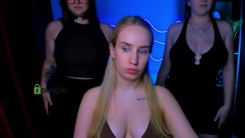 lia_make_love online show from September 30, 8:30 pm