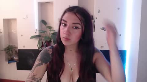 Lia Mitch online show from January 25, 6:57 pm
