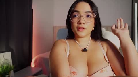 Lia  online show from November 4, 12:01 am