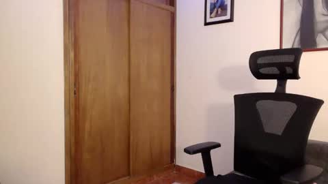 lia_sexycam online show from February 13, 12:14 am