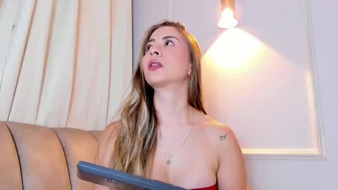 liz walton online show from February 24, 12:52 pm