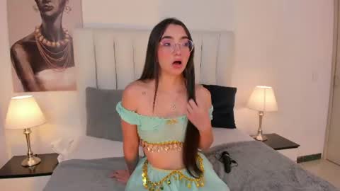 liaa_queen online show from August 3, 6:36 pm