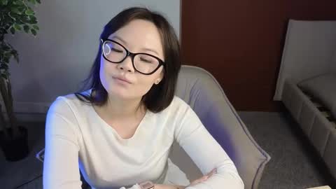 Lia online show from March 26, 7:24 am