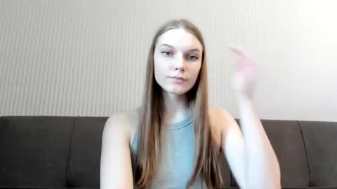 Julia  online show from June 7, 1:05 pm