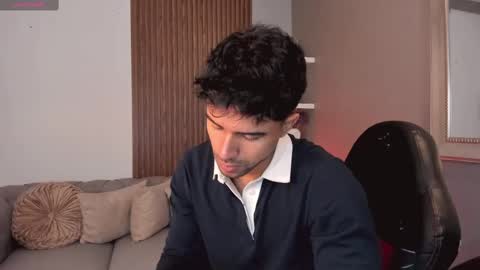 Snapshot of liam_colliins chatting on March 12, 11:42 am Liam Collins online show from March 12, 11:42 am