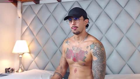 Liam Espinoza online show from October 17, 10:25 pm