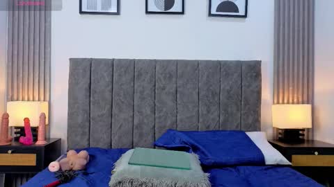 Liam forest  online show from October 29, 8:27 am