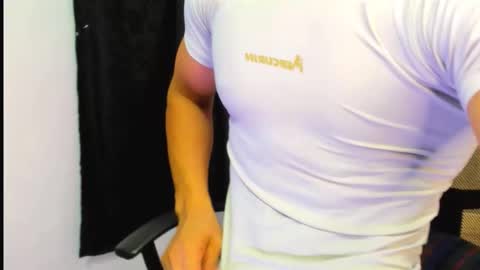 liam_knight online show from October 27, 1:27 am