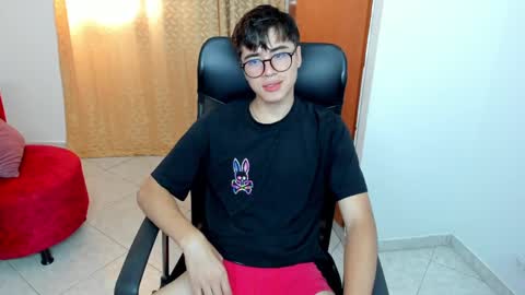 LIAM online show from February 25, 7:06 pm