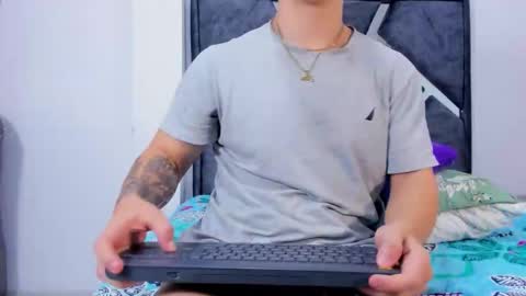 Call me Lian online show from February 18, 12:38 pm