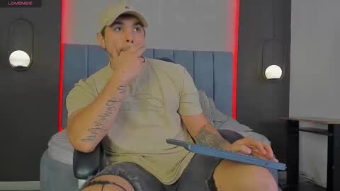 Liam online show from March 7, 11:38 pm