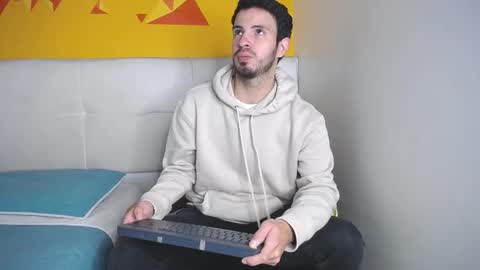 LiamLuxe online show from October 11, 1:49 pm