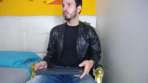 LiamLuxe online show from October 1, 1:10 pm