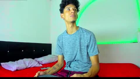 LIAM  KAI online show from February 19, 2:54 am