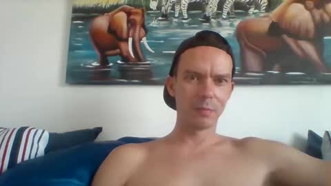 LiamRose online show from March 28, 9:43 am