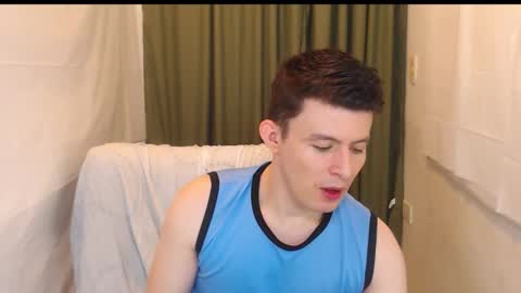 lian_eathan online show from November 25, 9:13 pm