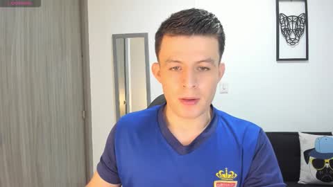 Snapshot of lian_eathan chatting on October 15, 10:32 pm lian_eathan online show from October 15, 10:32 pm