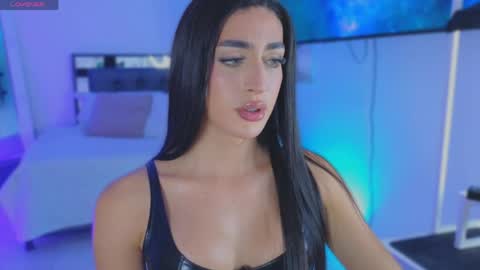 missfernanda  X online show from April 18, 1:40 am