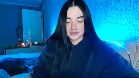 liana_diva online show from December 3, 8:42 pm