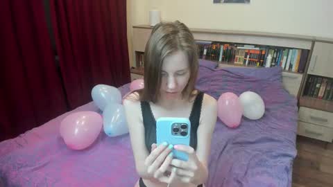 lianamiller88 online show from February 14, 7:33 pm